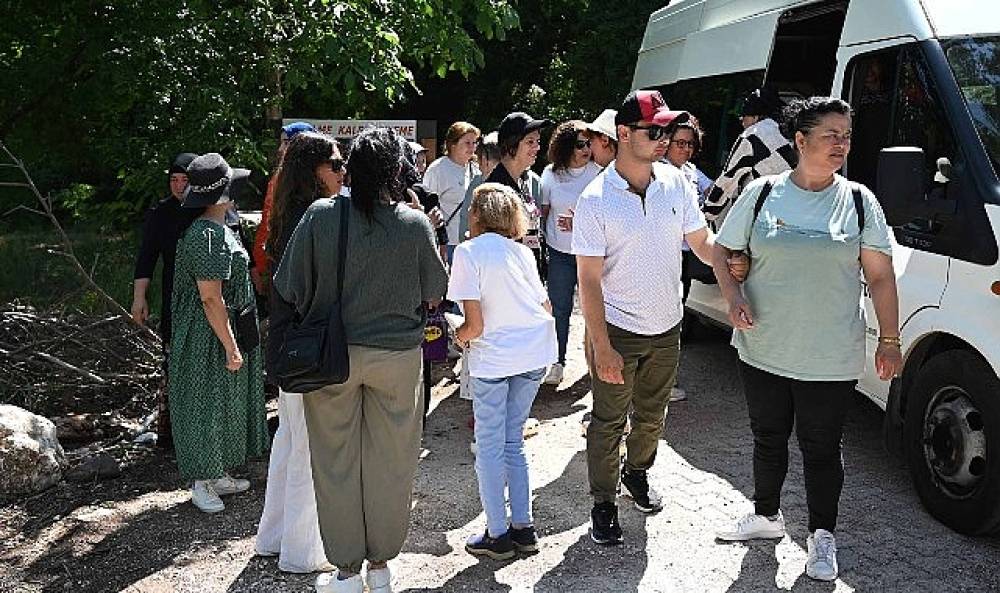 Kemer'de &ldquo;Mor turizm" başlıyor 